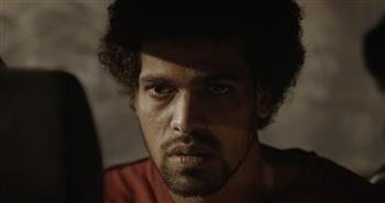 أدهم شكر يفوز بجائزة أفضل ممثل في جوائز النقاد للأفلام العربية عن دوره في المستعمرة