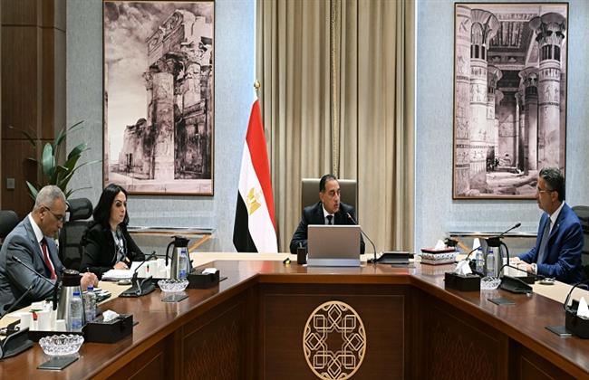 رئيس الوزراء يتابع مستجدات جهود حوكمة وتحديث منظومة الدعم والحماية الاجتماعية