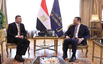 وزير الاتصالات يبحث مع رئيس الجهاز المركزي للتعبئة التعاون فى تنفيذ مشروع التعداد العام للسكان  