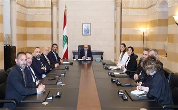 رئيس وزراء لبنان يبحث مع وفد من رجال الأعمال مشروعات الإنماء والنهوض الاقتصادي