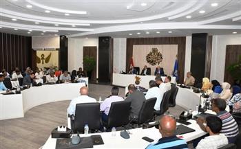 محافظ أسوان: إحالة مسئولي الأملاك والإدارات الهندسية والتصالح والمتغيرات بأسوان وإدفو وكوم أمبو للتحقيق