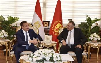 محافظ بورسعيد يستقبل وفد هيئة النيابة الإدارية بالمحافظة