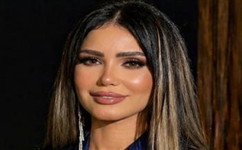 إيناس عز الدين تهنئ الزعيم عادل إمام بعيد ميلاده