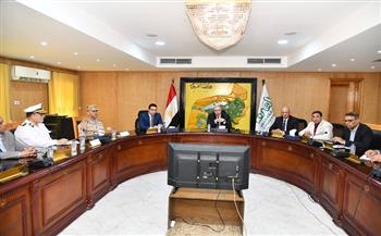 محافظ الفيوم يراجع خطة المديريات وشركات المرافق والوحدات المحلية لاستقبال عيد الأضحى المبارك