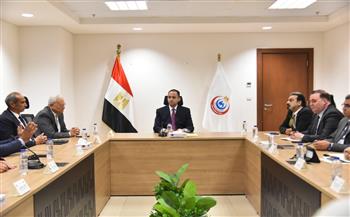 نائب وزير الصحة يبحث مع مجموعة «صحة» وشركة «برايم» تعزيز الاستثمار ورفع كفاءة الخدمات الصحية