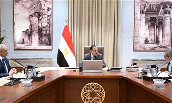 رئيس الوزراء يتابع الموقف التنفيذي لتشغيل عدد من المشروعات بالعاصمة الجديدة