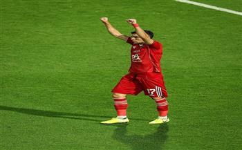 أشرف بن شرقي يقود هجوم الأهلي ضد إنبي في الدوري الممتاز