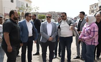 محافظ بورسعيد يتفقد أعمال تطوير ورفع كفاءة "شارع الجهاد" بالمنطقة الرابعة بنطاق حي المناخ