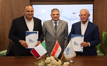 رئيس قناة السويس يشهد توقيع عقد مع مجموعة NERI الإيطالية