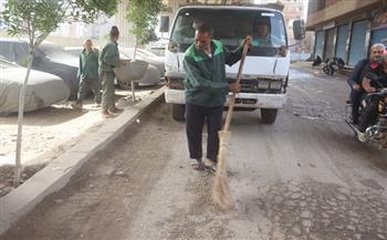 محافظ الجيزة: رفع 1140 طن مخلفات من بؤرتين بترعة الزمر والمنيب وتحسين الطرق المحيطة