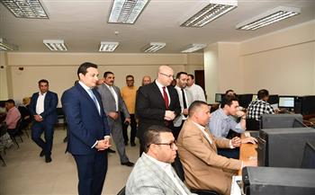 محافظ الفيوم يتفقد أعمال اختبارات المتقدمين لوظائف القيادات المحلية الجديدة 
