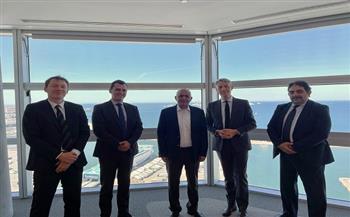 سفير مصر بباريس: تعزيز التعاون مع (CMA CGM) الفرنسية في الشحن البحري واللوجستيات