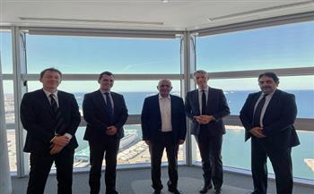 سفير مصر بباريس: تعزيز التعاون مع (CMA CGM) الفرنسية في الشحن البحري واللوجستيات