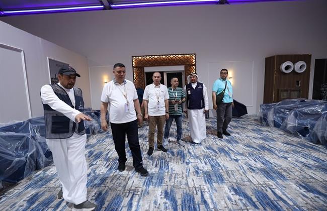وزيرة التضامن الاجتماعي تطمئن على استعدادات تصعيد حجاج الجمعيات الأهلية إلى مشعري عرفات ومنى 