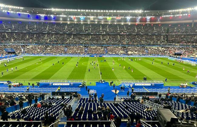 كأس فرنسا.. ملعب دو فرانس يتزين لاستضافة مواجهة نيس عبد المنعم ولانس  