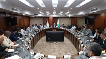 محافظ الجيزة: تجهيز المساجد والساحات وتكثيف حملات النظافة لاستقبال عيد الأضحى المبارك