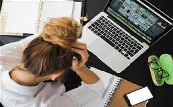 6 عادات يومية خفية قد تزيد توترك النفسي