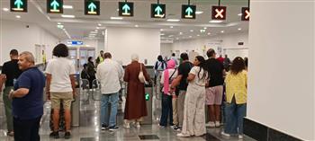 إقبال كبير من المواطنين اليوم السبت على محطات المرحلة الأولى لمونوريل شرق النيل الممتدة من محطة المشير