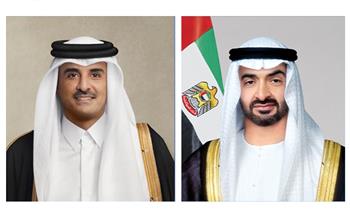 أمير قطر ورئيس الإمارات يبحثان هاتفيا التطورات الإقليمية والدولية وجهود دعم الأمن والاستقرار