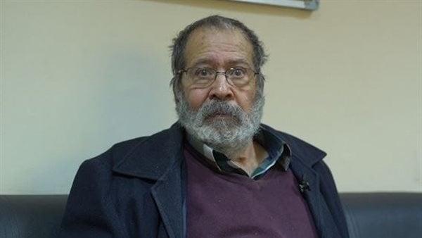 زوجة سامي عبد الحليم تستغيث بالدعاء له بعد تدهور حالته الصحية إثر جلطة مفاجئة  
