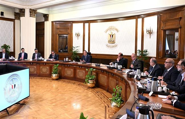 رئيس الوزراء يتابع موقف تعديلات قانون نظام التأمين الصحي الشامل
