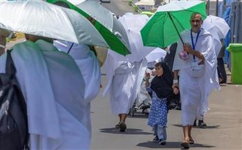 "الصحة السعودية" تؤكد أهمية استخدام المظلة للوقاية من الإجهاد الحراري وضربات الشمس خلال الحج