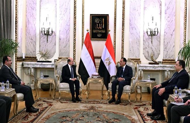 رئيس الوزراء يؤكد ثوابت الموقف المصري تجاه الأزمة اليمنية والمتمثل في دعم الحكومة الشرعية
