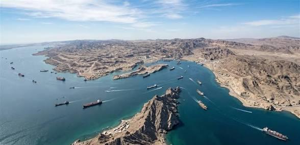  مسؤول أمريكي: اتفاق مبدئي بين واشنطن وطهران لإعادة فتح مضيق هرمز