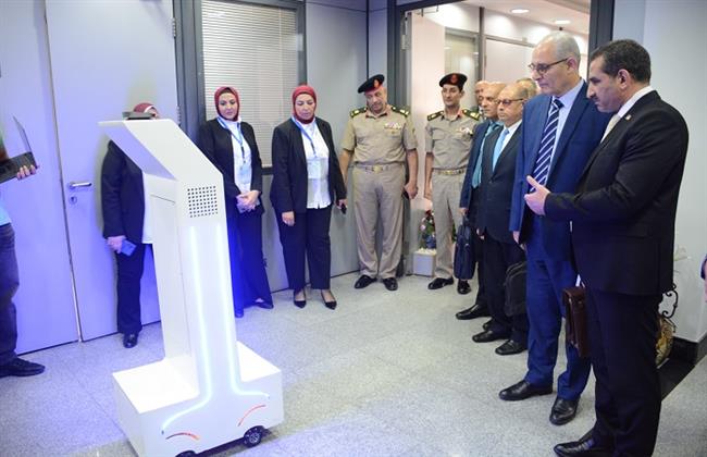 مركز التميز العلمي والتكنولوجي التابع للإنتاج الحربي يناقش توظيف الذكاء الاصطناعي في دعم الصناعات الدفاعية 