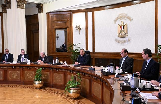 رئيس الوزراء يكلف الوزراء المعنيين بسرعة الانتهاء من تسوية مديونيات الهيئة الوطنية للإعلام 