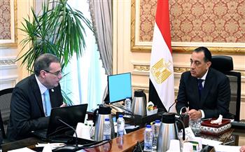 رئيس الوزراء يتابع مع رئيس "المركزي للتنظيم والإدارة" مستجدات ملف الإصلاح الإداري وتطوير الأداء الحكومي