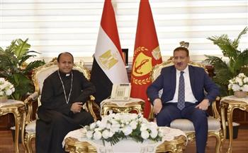 محافظ بورسعيد يستقبل وفد كنيسة أسقفية الزهور للتهنئة بعيد الأضحى المبارك
