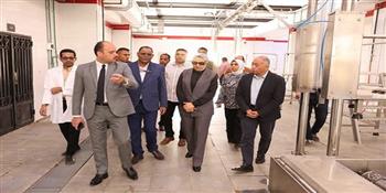 محافظ الوادي الجديد تتابع جاهزية مجزر الخارجة المطور 