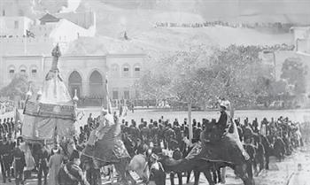 خيوط الذهب المنسية..  حكاية دار أهدت الكعبة ثوبها لقرون