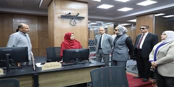 محافظ الوادي الجديد تتابع انتظام مبادرات تخفيض أسعار السلع الغذائية بمنافذ الوحدات المحلية 