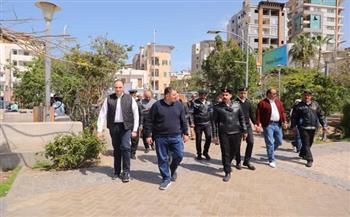 محافظ دمياط يتفقد حديقة بنت الشاطىء و كوبرى دمياط التاريخى لمتابعة آخر الاستعدادات لعيد الأضحى المبارك 