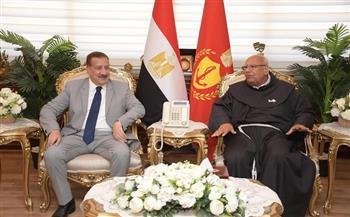 محافظ بورسعيد يستقبل وفدًا من الكنيسة والمدارس الكاثوليكية للتهنئة بعيد الأضحى المبارك