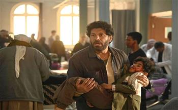 إياد نصار يعلق على سؤال في امتحان عن مسلسل «صحاب الأرض»