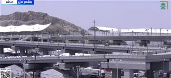 بث مباشر.. ضيوف الرحمن يتوافدون إلى منشأة الجمرات في منى لاستكمال مناسكهم