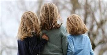 8 صفات تميز الطفل الأصغر في العائلة عن أشقائه
