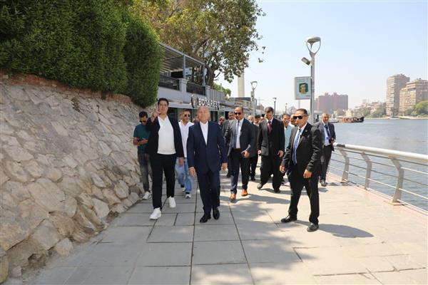 محافظ القاهرة يشارك المواطنين احتفالات عيد الأضحى بـ«ممشى أهل مصر» 