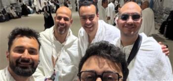 أحمد حاتم يؤدي فريضة الحج