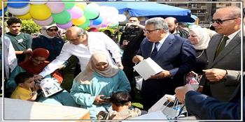 رئيس الجامعة ومحافظ الدقهلية يشاركان مستشفى الأطفال احتفالها بعيد الأضحى 