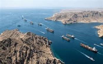 التلفزيون الإيراني: طهران ستتولى إدارة مسار حركة السفن عبر مضيق هرمز بالتعاون مع عمان