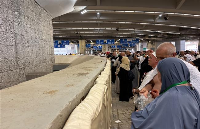 حجاج الجمعيات الأهلية يواصلون أداء المناسك.. ويرمون جمرة العقبة الكبرى.. والبعثة توفر كافة الخدمات في مشعر منى