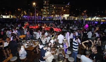 المطاعم تخسر الزبائن بسبب الضوضاء