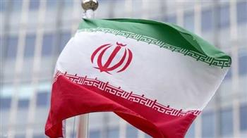 إيران: تفعيل الدفاعات الجوية في بندر عباس.. ودوي 3 انفجارات شرق المدينة