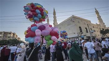 من الأسواق إلى الساحات الشعبية.. كيف تحتفل الشوارع المصرية بعيد الأضحى؟ 