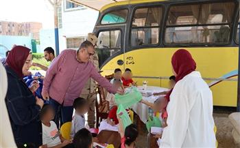 سكرتير عام محافظة الإسماعيلية يحتفل بعيد الأضحى المبارك مع أبناء دار الرحمة لرعاية الفتيات والحضانة الإيوائية