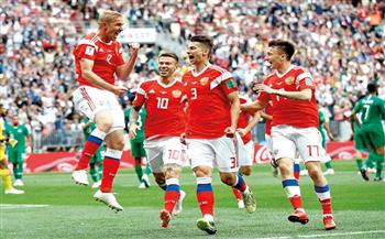 مصر وروسيا.. جولوفين يقود تشكيل الدب المتوقع اليوم أمام الفراعنة
